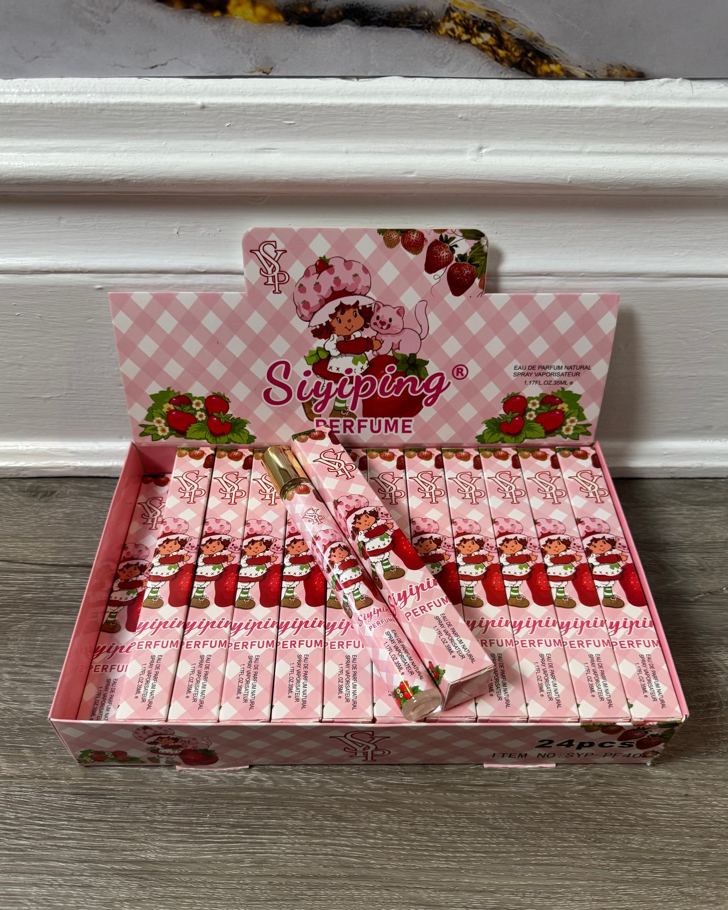 Fresita mini perfume (pink Yara)