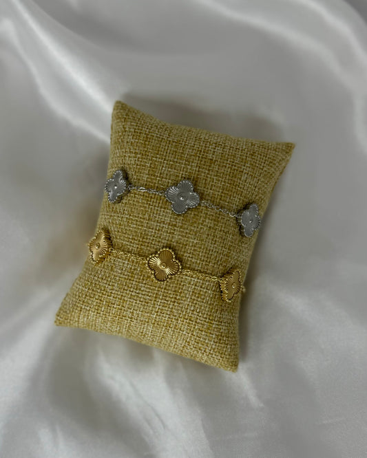 Clover bracelet