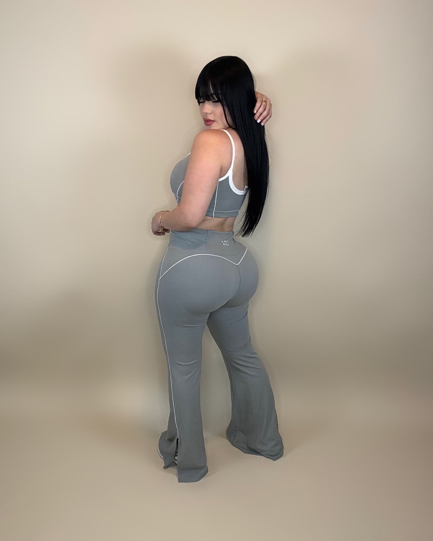 Grey set