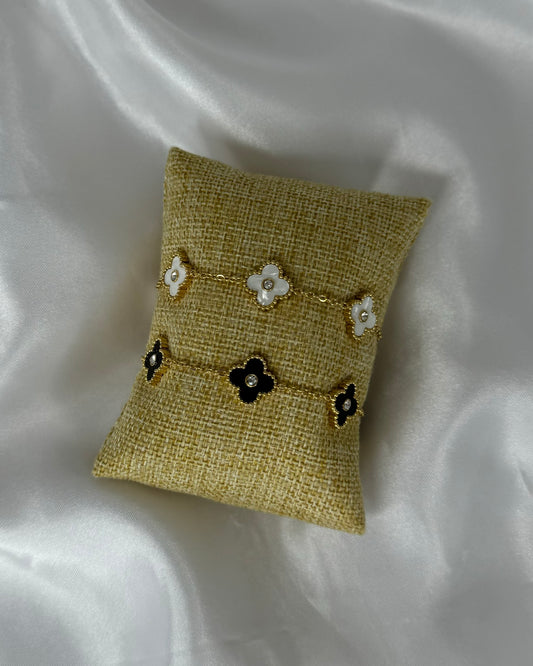 Clover bracelet