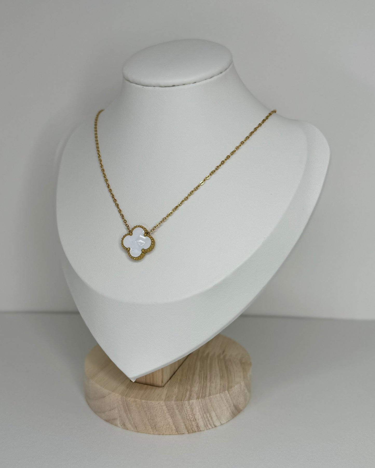 Clover necklace