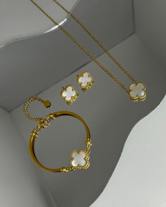 Clover set