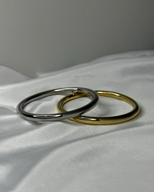Simple bangle