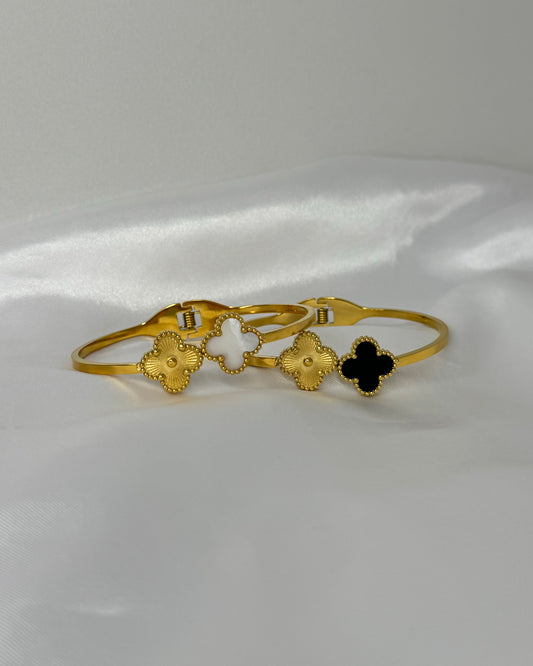Clover bangle