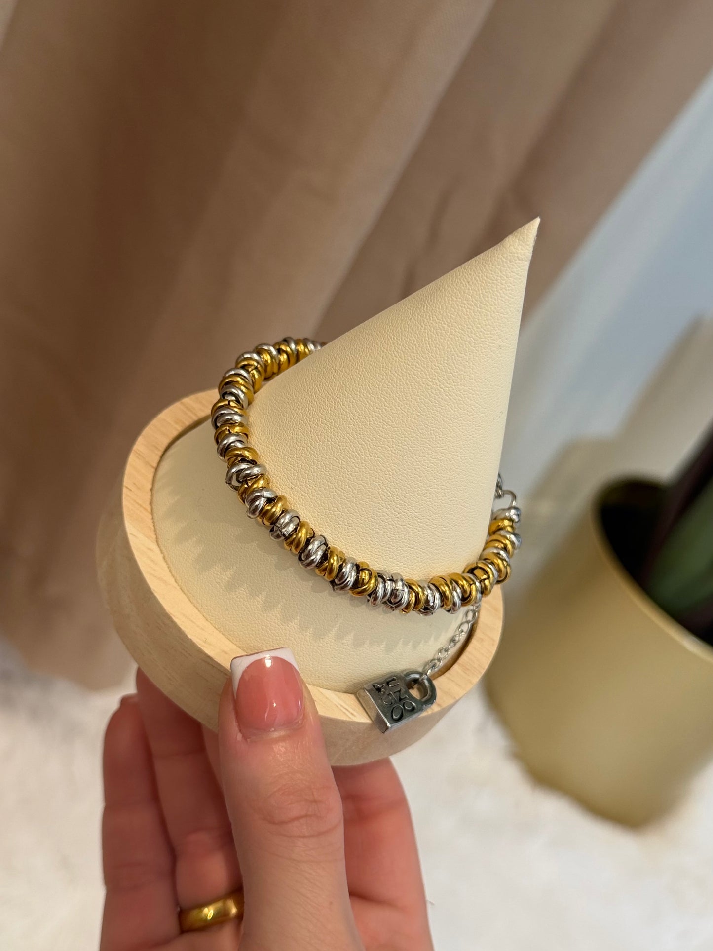 Un* De 50 bracelet