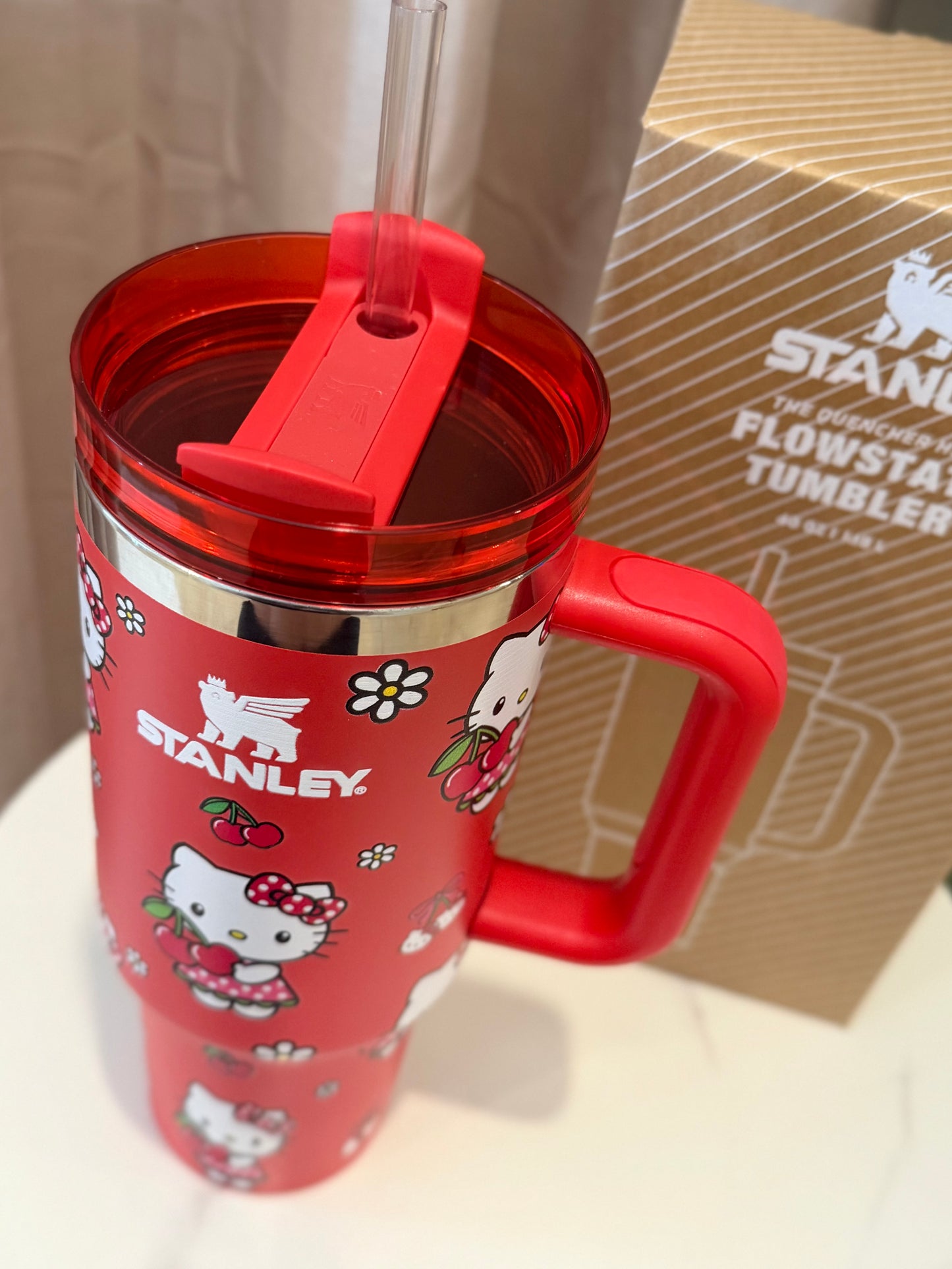 Hello Kitty Stanley 40oz