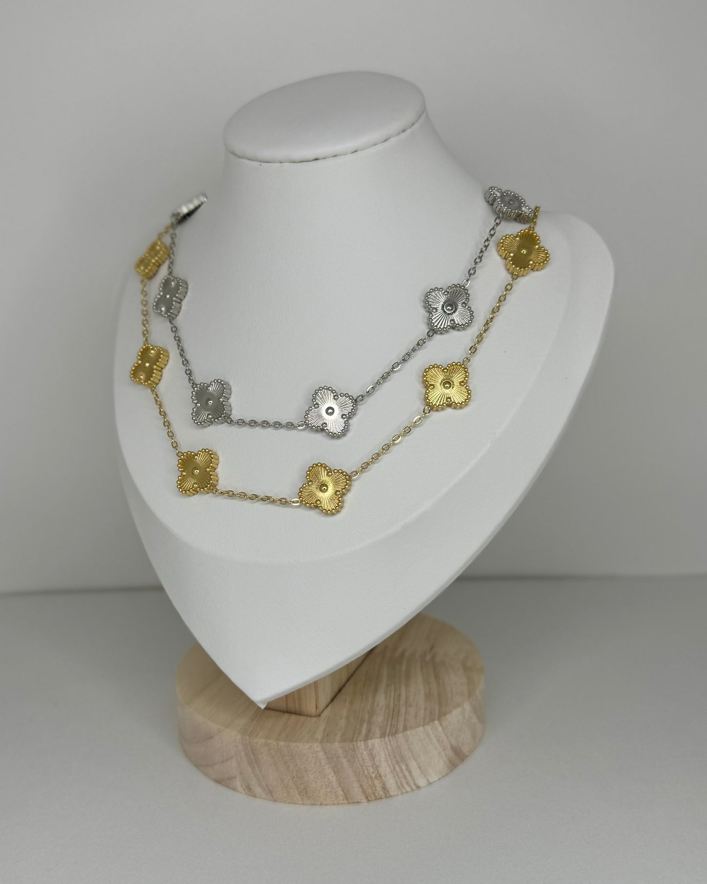 Clover necklace