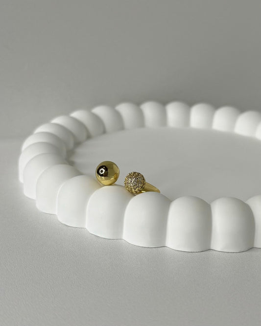 Two sides ring