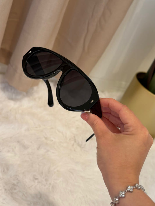 Black glasses