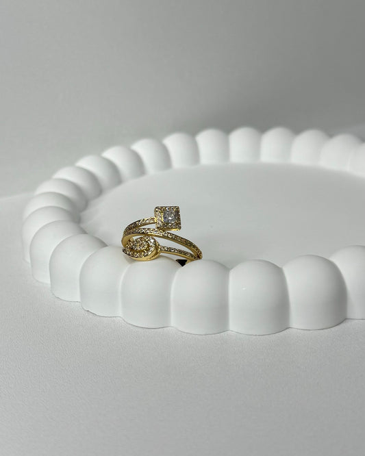 Classy ring