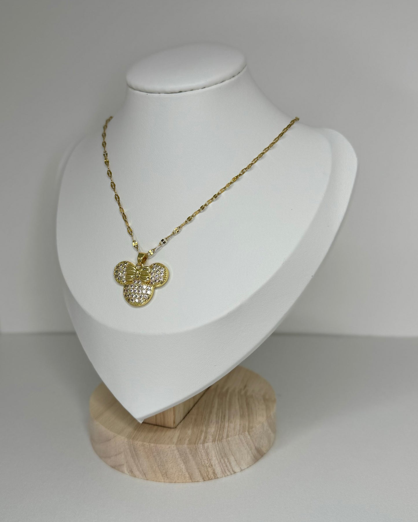 Minnie necklace